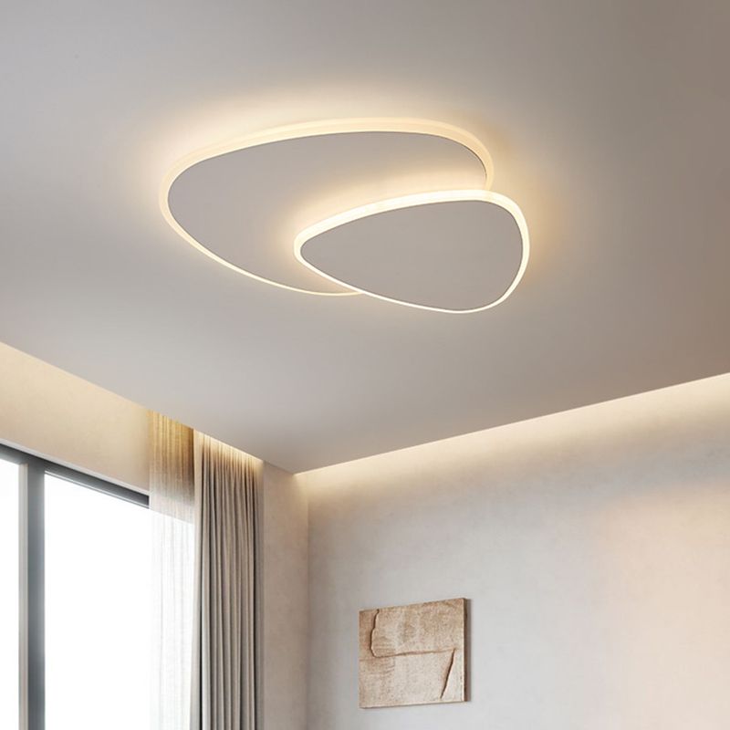 Luminaire Zeno Plafonnier Triangle Moderne Blanc Salon