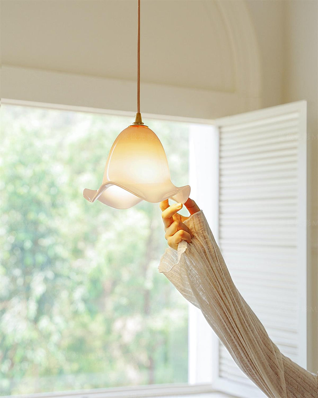 Aluna Suspension Abat-jour Courbé Organique