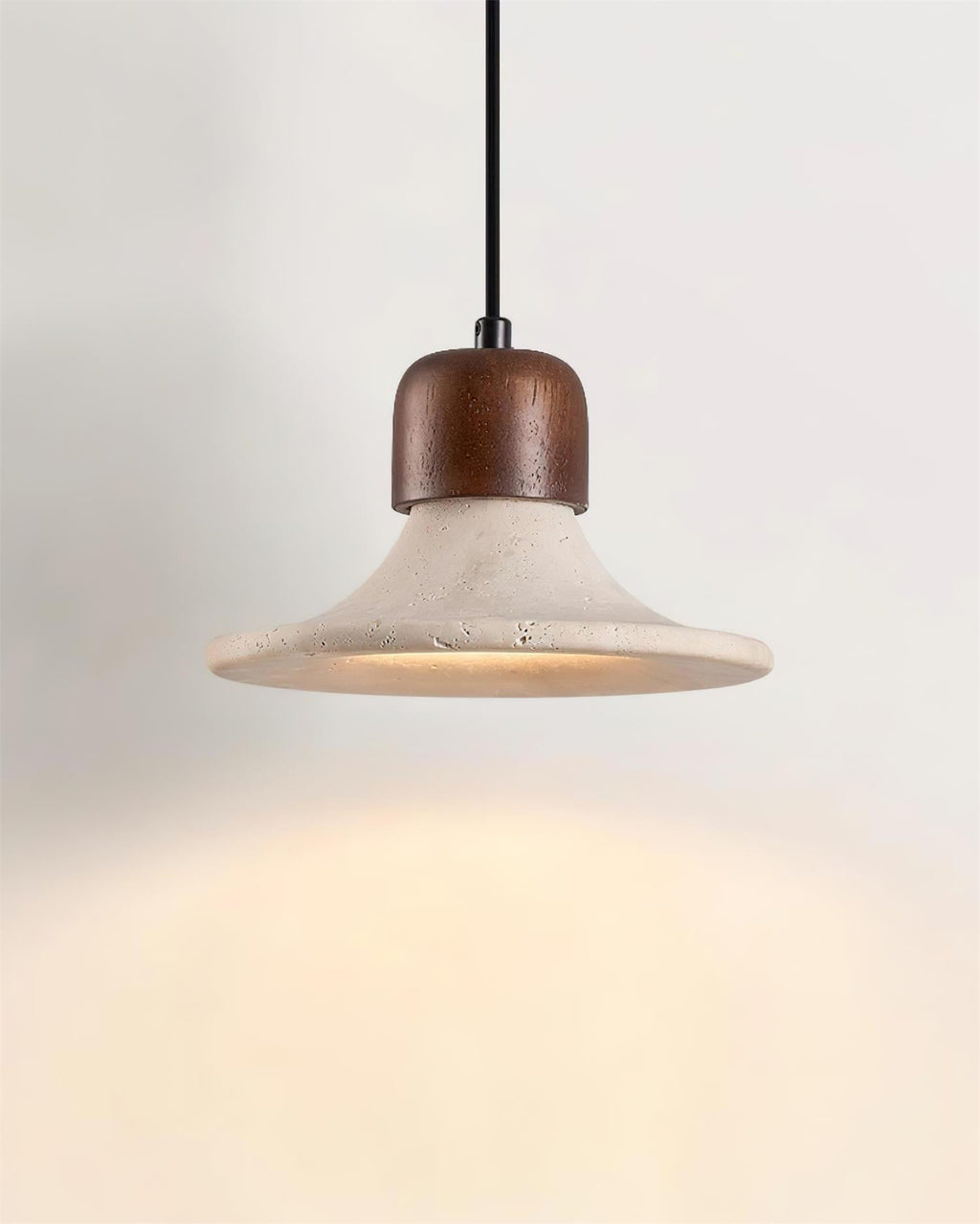 Suspension en travertin Ritta Suspension Forme Trompette Travertin