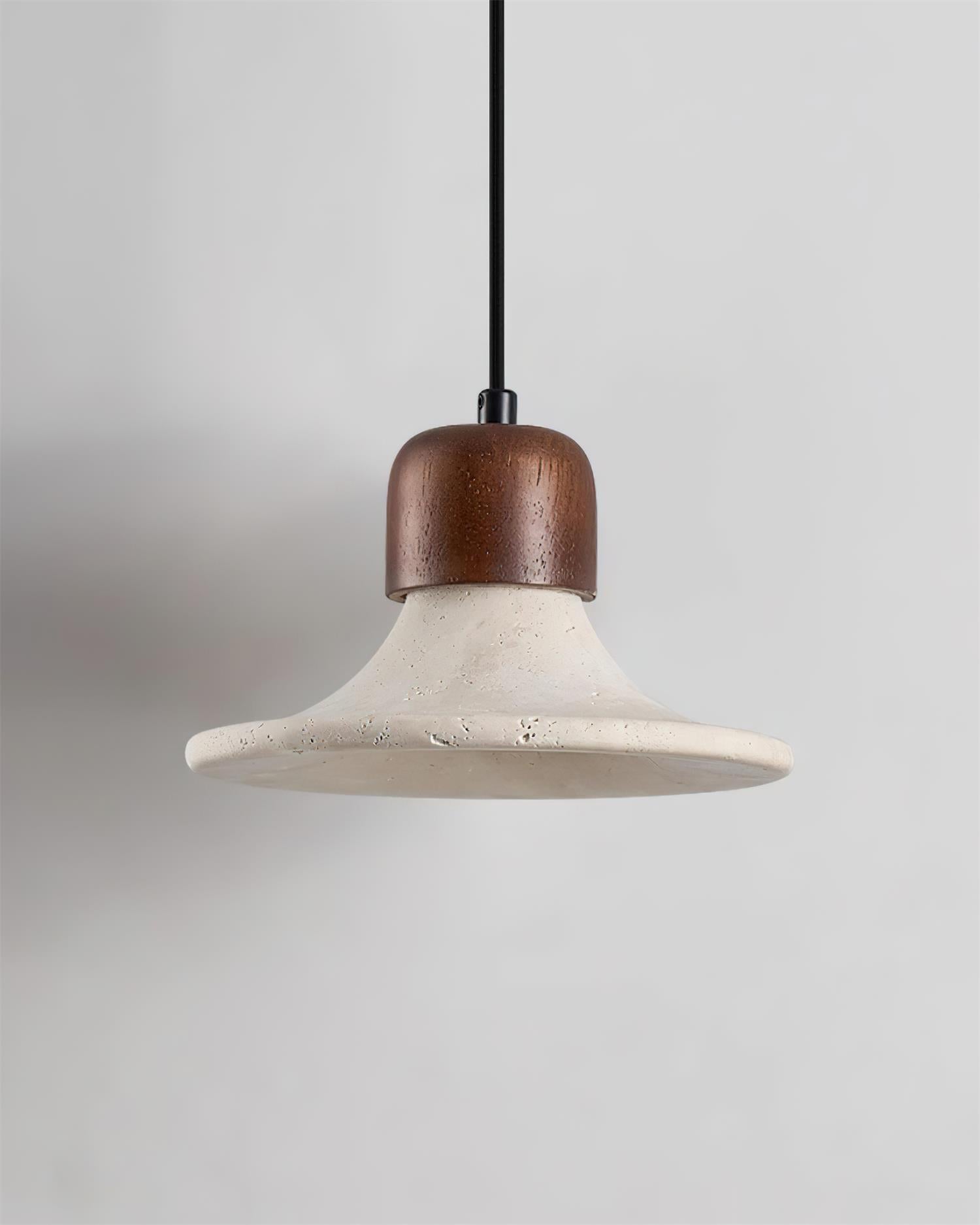 Suspension en travertin Ritta Suspension Forme Trompette Travertin