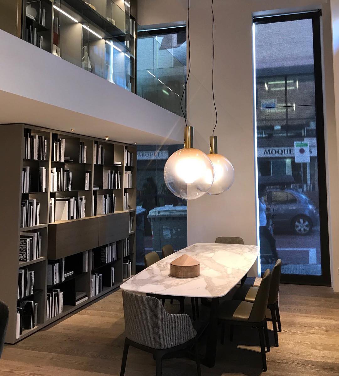 Aeris Suspension en Verre Minimaliste