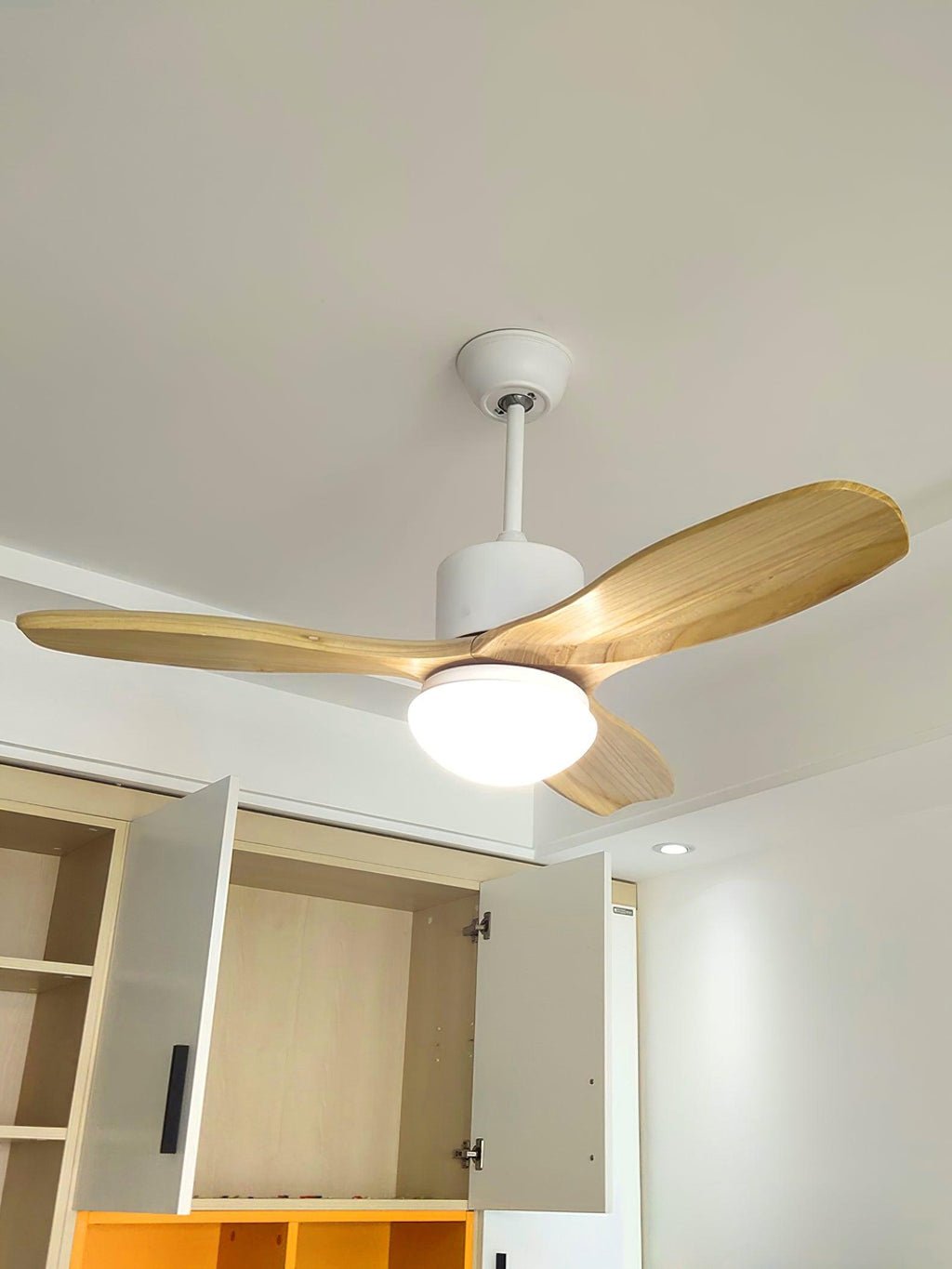 Ventilateur de Plafond Design Bois et Blanc avec LED Silencieux Télécommande incluse