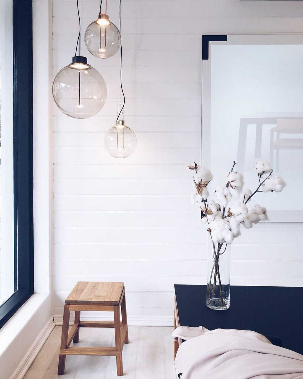 Aero Suspension Métal Moderne