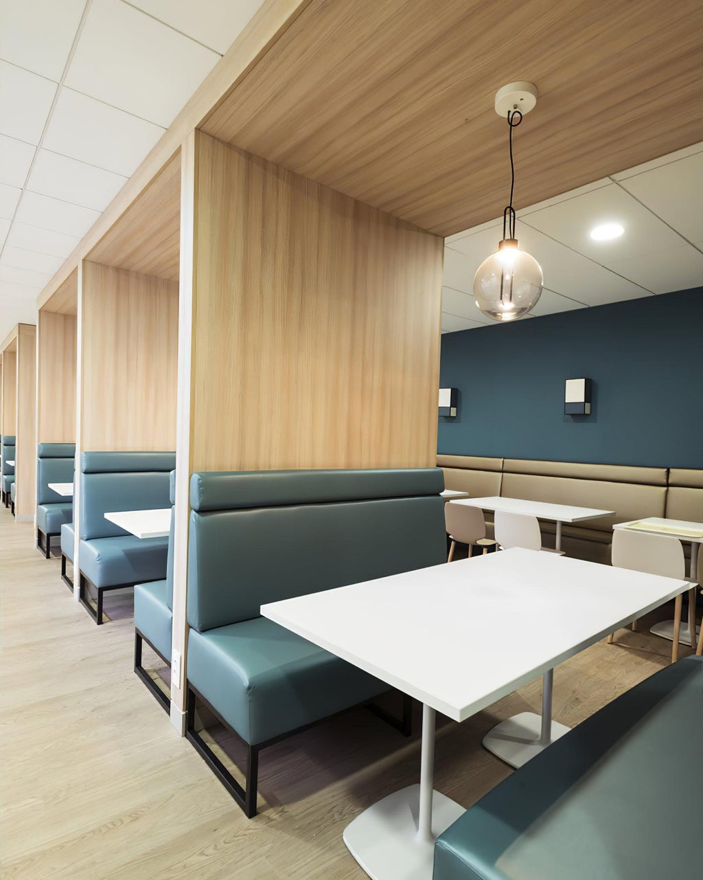 Aero Suspension Métal Moderne