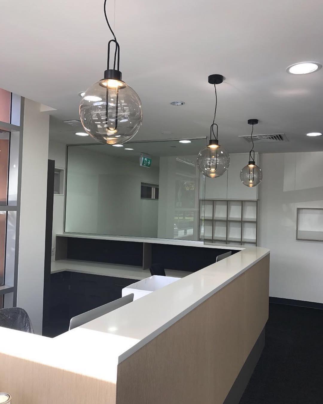 Aero Suspension Métal Moderne