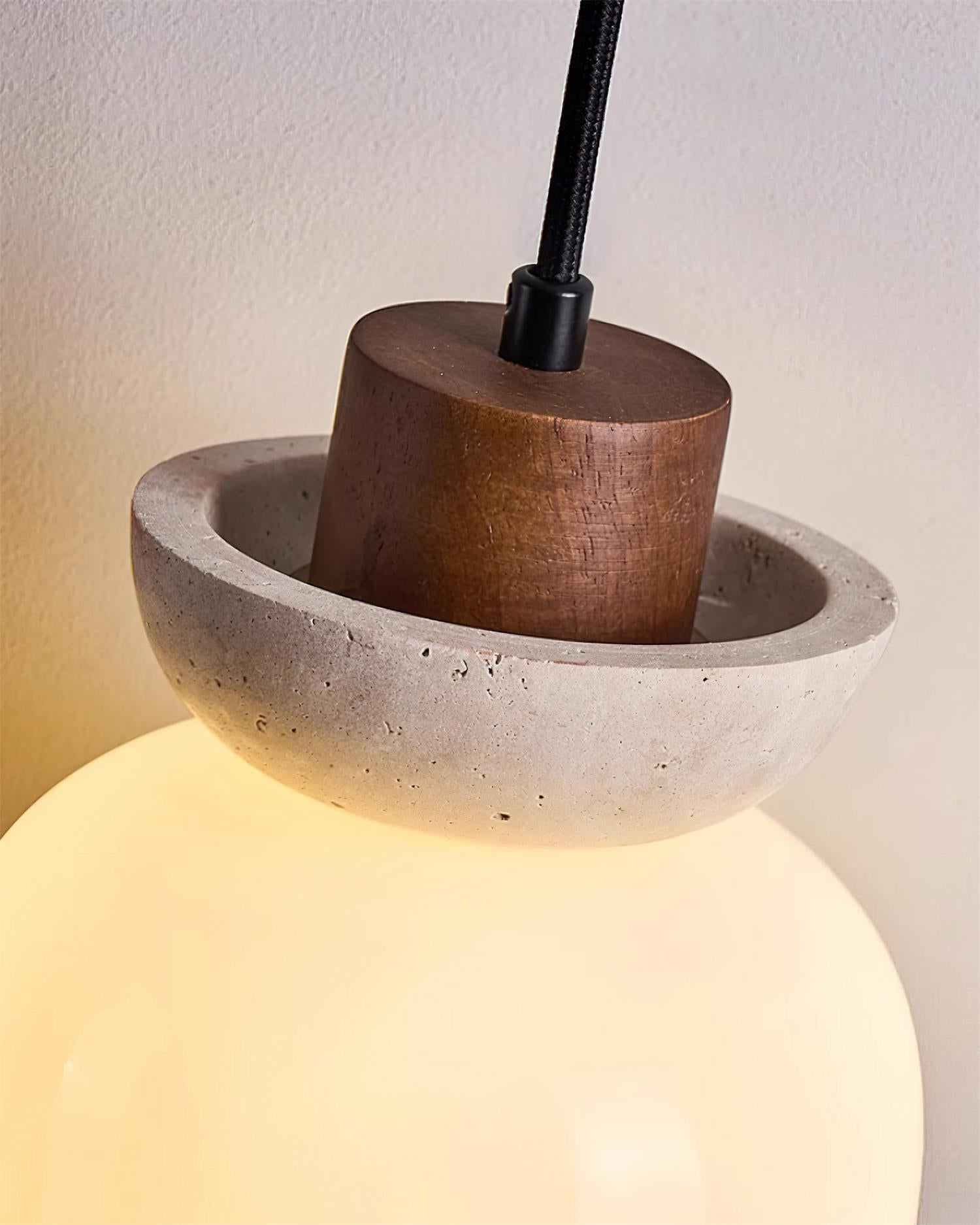 Ritta Suspension Dôme en Travertin et Verre