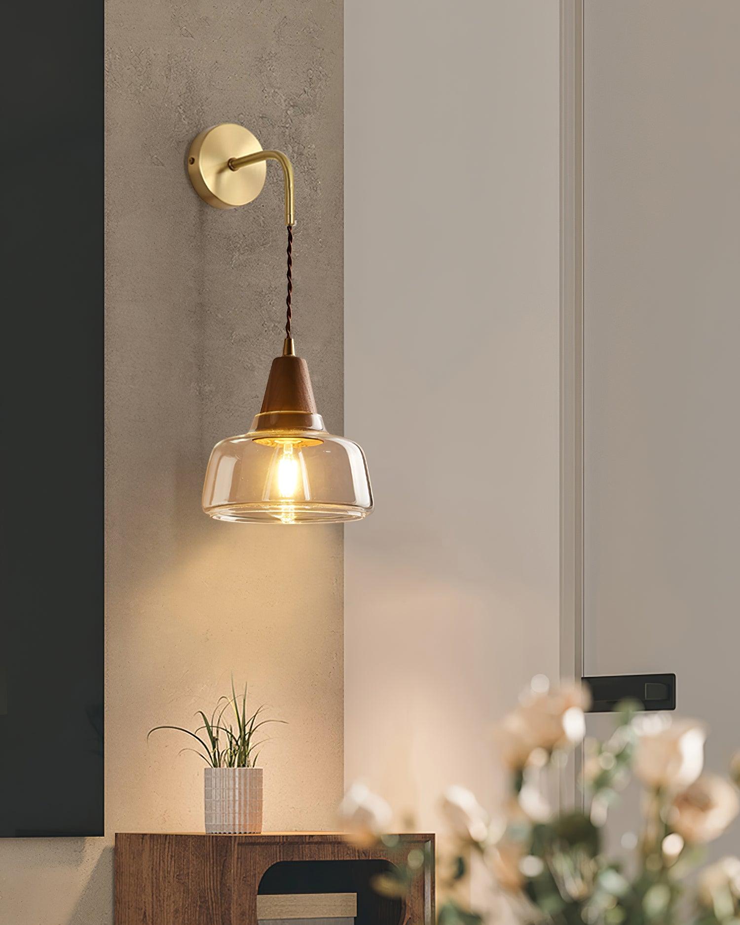 Applique Murale Ambre Verre Ombre Conique Noyer