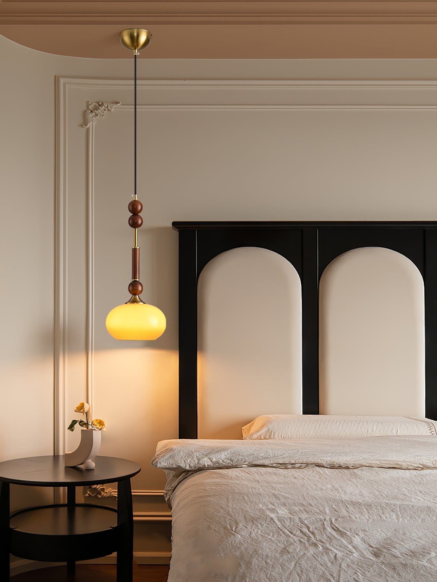 AmberGlow Suspension en Bois Vintage