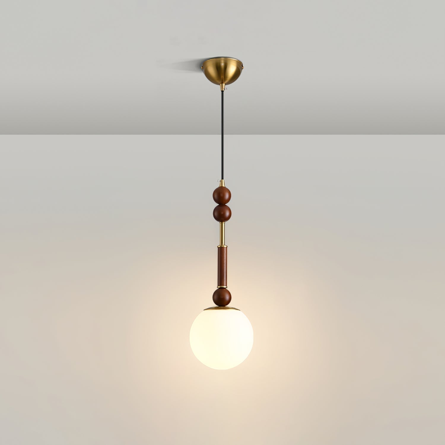 AmberGlow Suspension en Bois Vintage