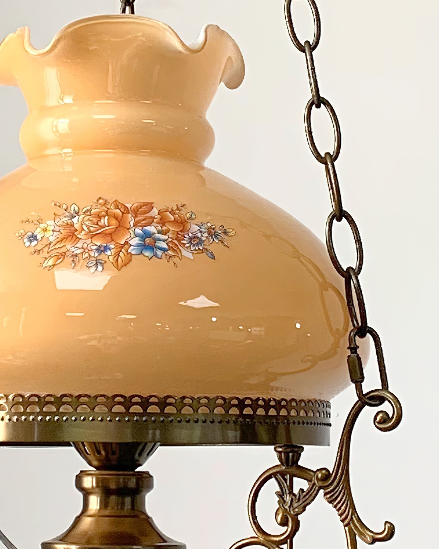 Rosetta Suspension Accent Floral Vintage