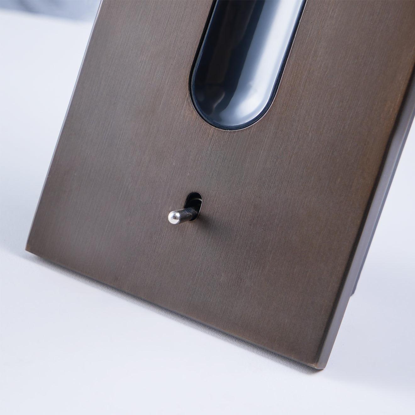 Aneko Applique Commuté LED Élégant Réglable