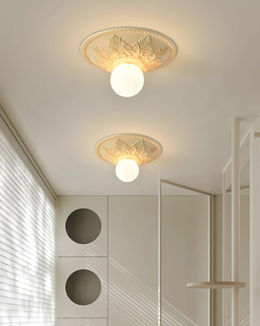Luminaire en verre Aero Plafonnier Classique Globe en Résine et Verre