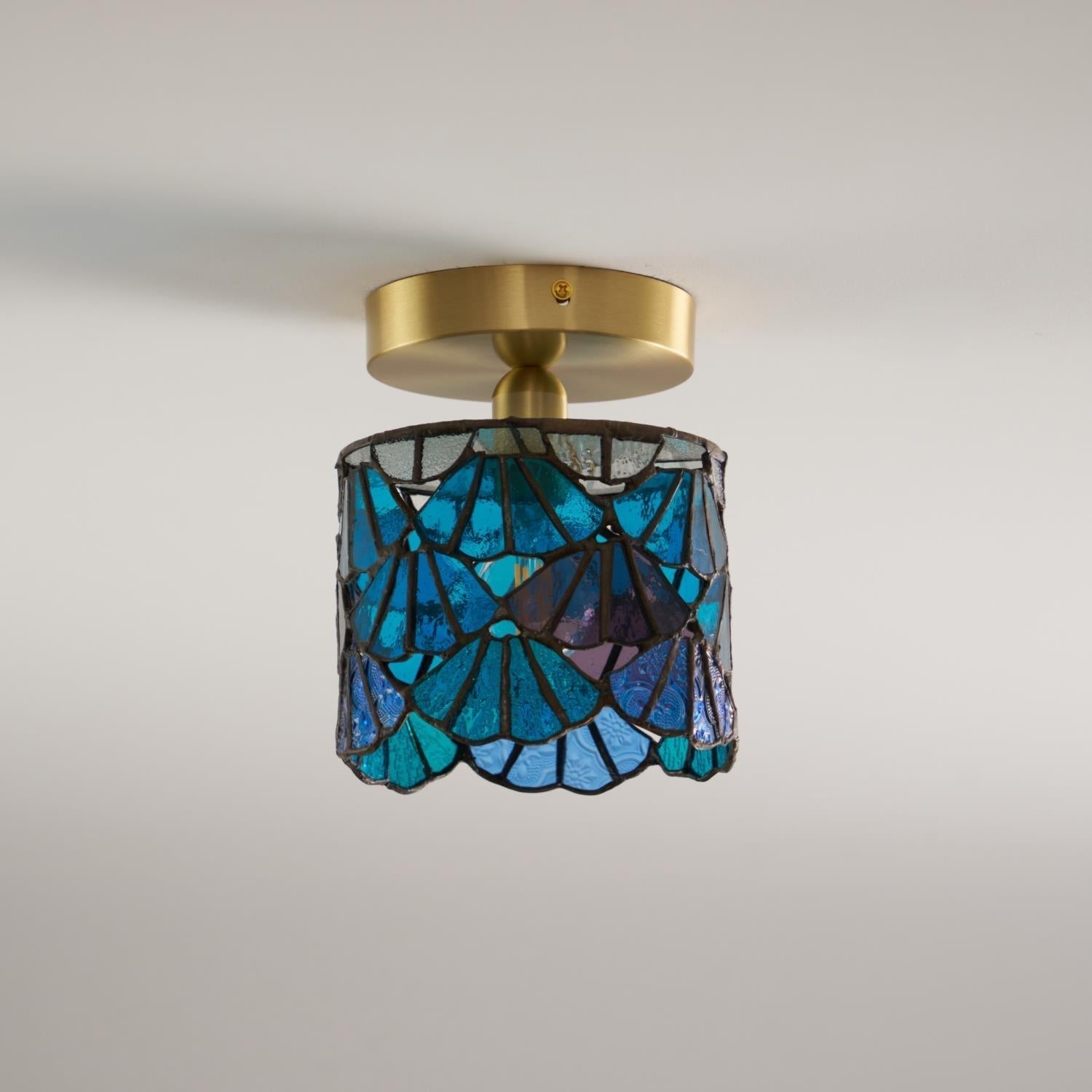Luminaire en verre Rosavine Plafonnier Semi-Encastré Verre Coloré Tiffany