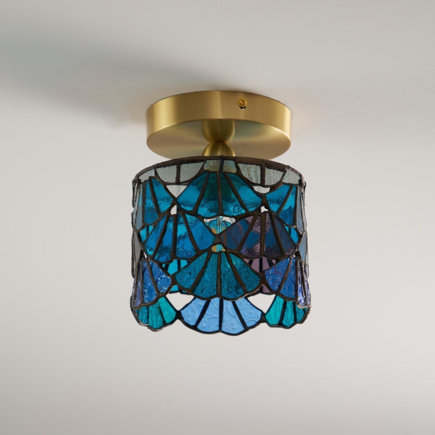 Luminaire en verre Rosavine Plafonnier Semi-Encastré Verre Coloré Tiffany