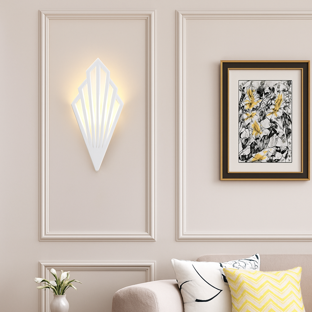 Applique murale Applique murale design triangulaire LED en métal coloré